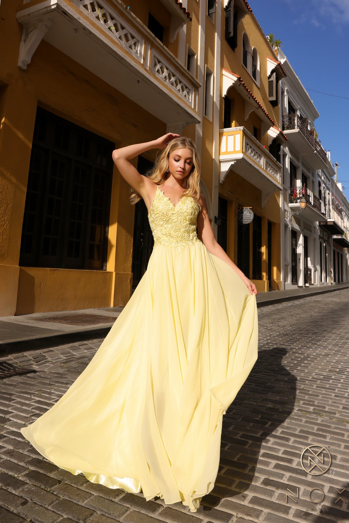 Nox Anabel -C1462 Floral V-Neck Sleeveless Prom Dress