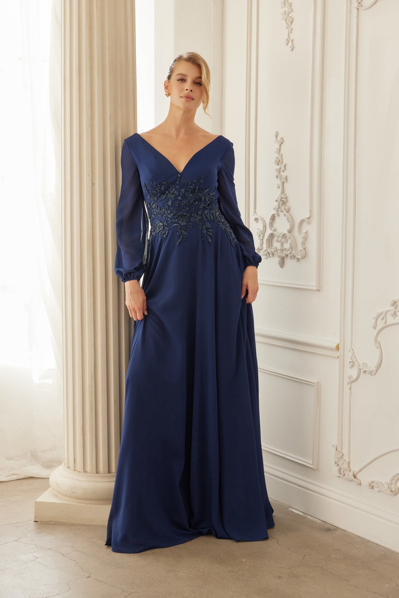 Nox Anabel -ME128 V-Neck Beaded Applique A-Line Dress