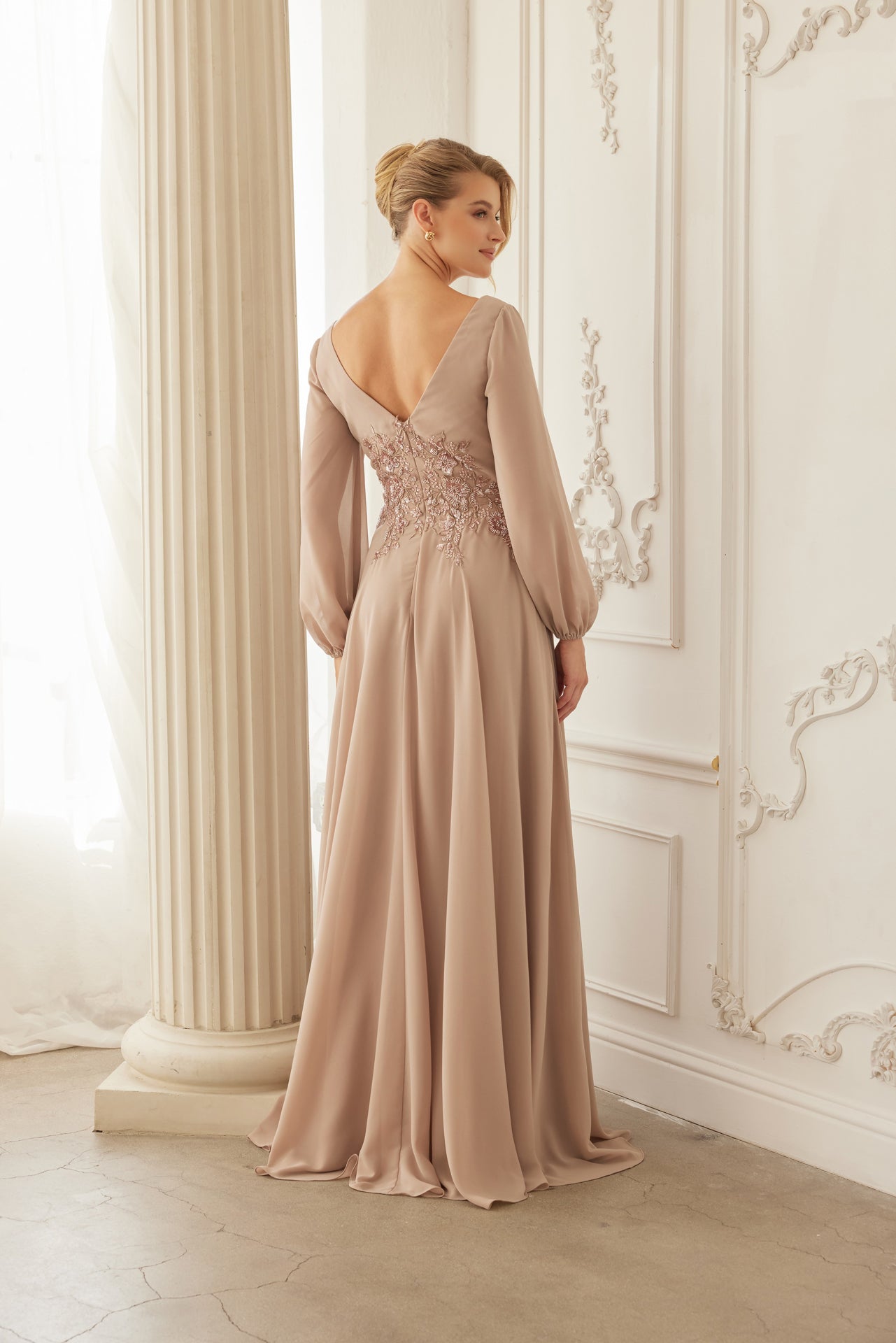 Nox Anabel -ME128 V-Neck Beaded Applique A-Line Dress