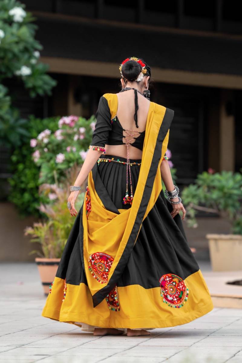 MyFashion -7066 Navratri Pure Cotton Plain Gamthi Mirror Work Lehenga Choli