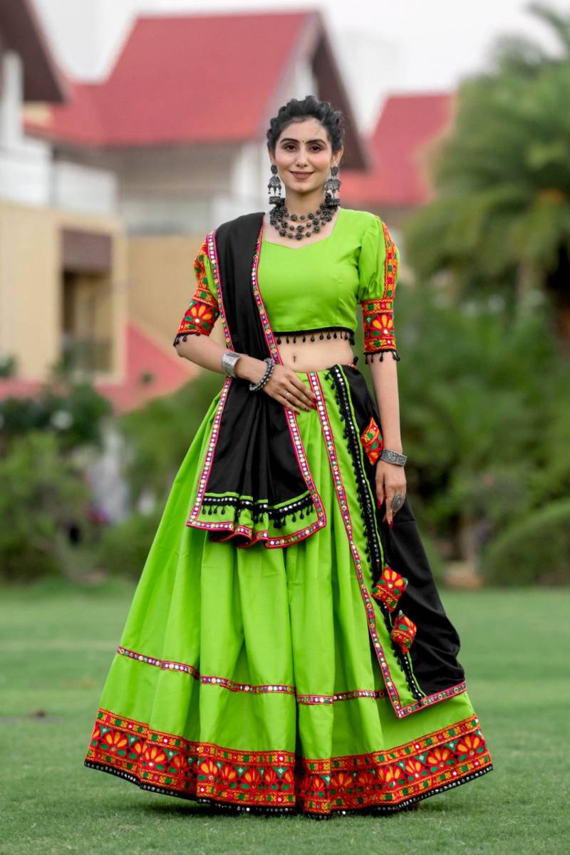 MyFashion -7067 Pure Cotton Plain Gamthi With Lace & Mirror Work Lehenga Choli