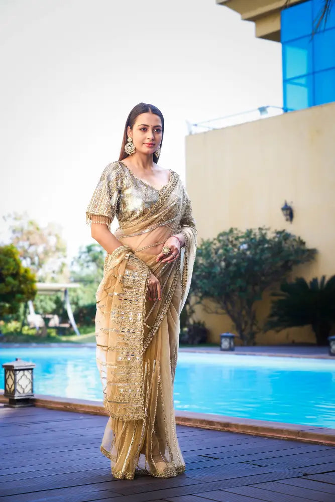 MyFashion KLS-1003 Elegant Gold And Silver Saree With Heavy Sequins & Intricate Handwork
