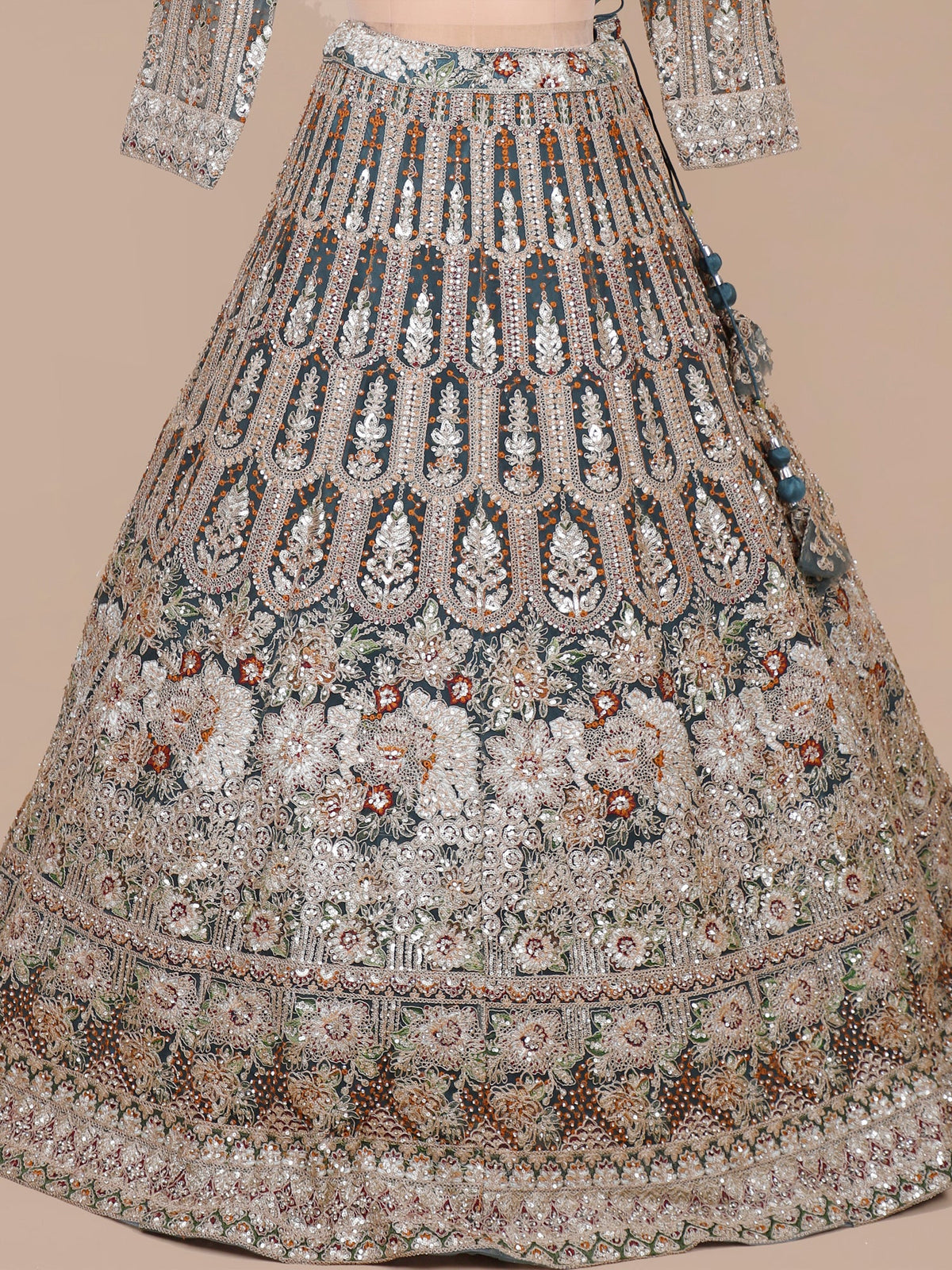 MyFashion KLS-2122 Elegance Net Multi-Thread Embroidery & Jarkan Lehenga