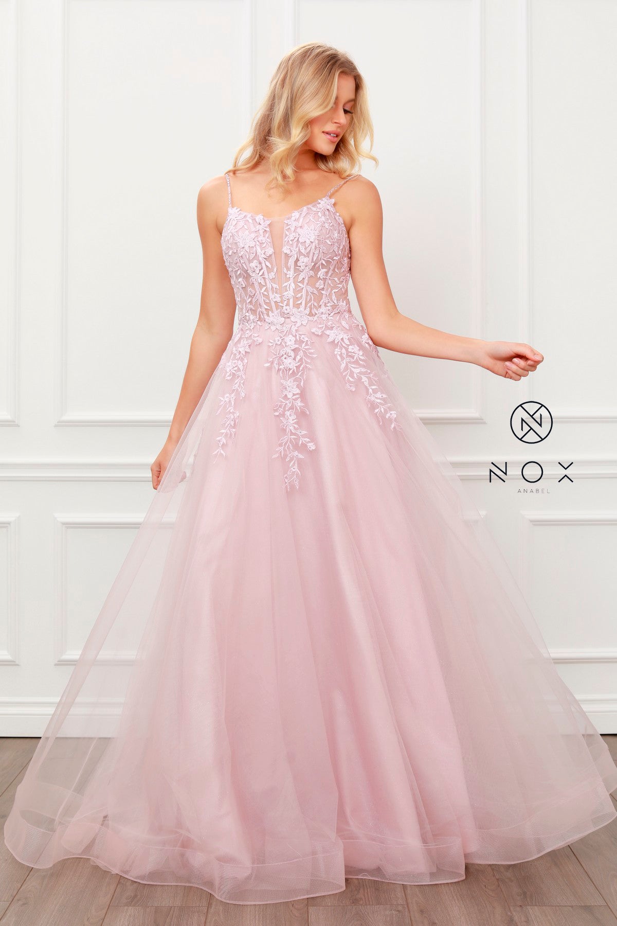 Floral Applique Tulle Gown By Nox Anabel -T449