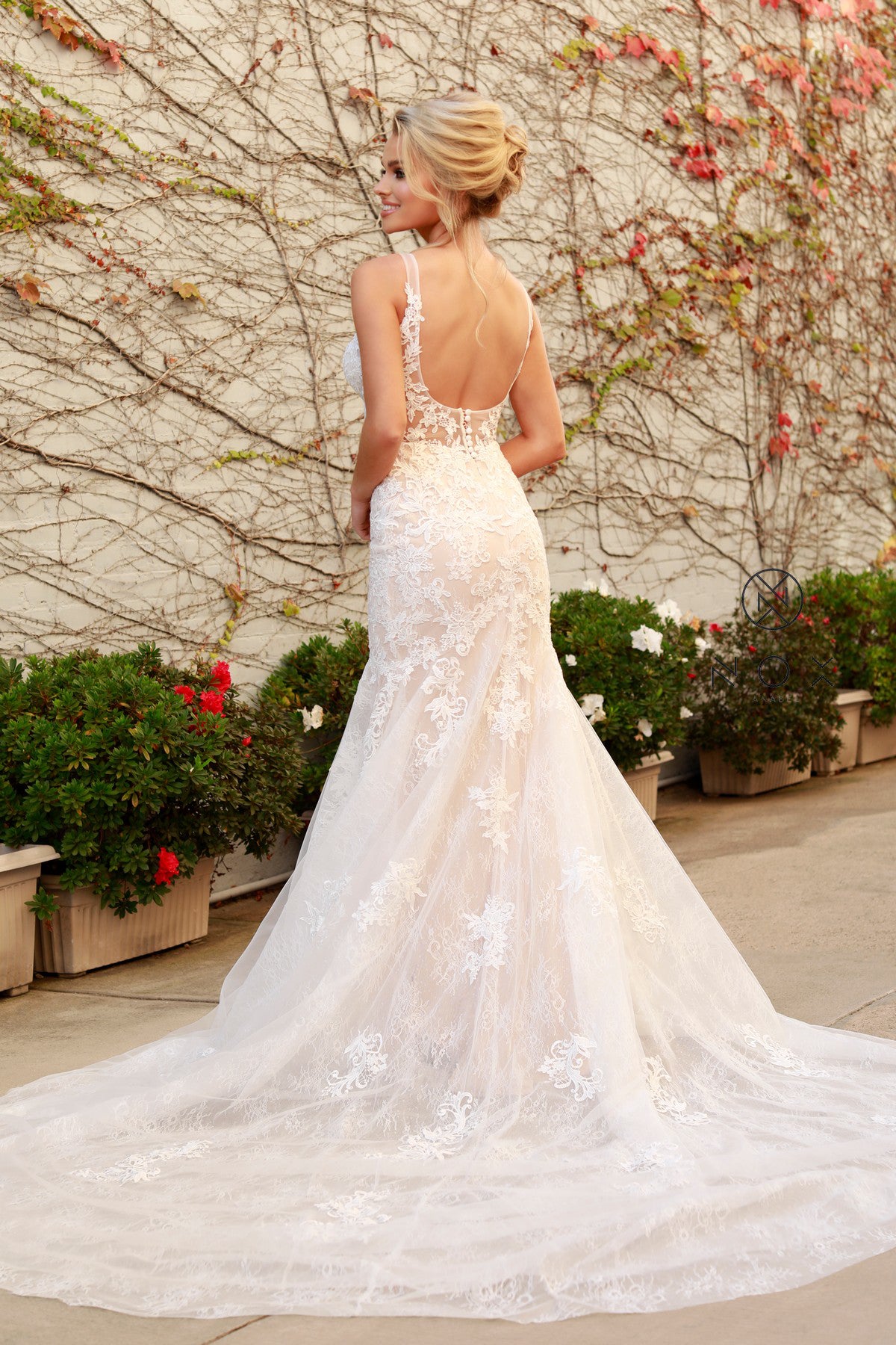 V Neck Open Back Wedding Dress By Nox Anabel -H493