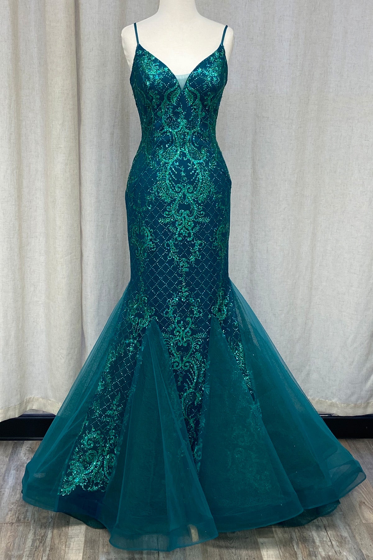 Embroidered Mermaid Dress By Nox Anabel -C1108