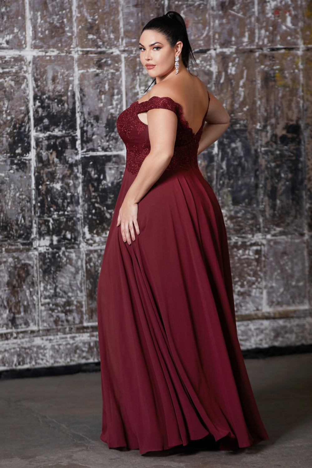 MyFashion.com - Off the shoulder lace bodice gown with flowy chiffon bottom and leg slit in lining.(7258) - Cinderella Divine promdress eveningdress fashion partydress weddingdress
gown homecoming promgown weddinggown