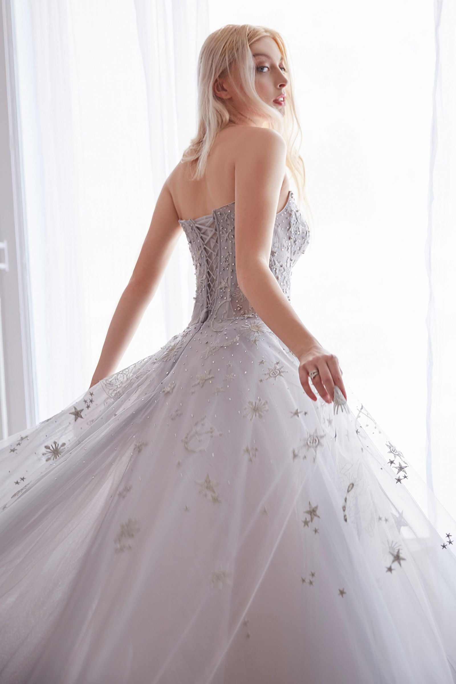 MyFashion.com - CONSTELLATION DREAM SWEETHEART EMBROIDERED AND TULLE BALLGOWN. CORSET BACK.(A0890) - Andrea&Leo promdress eveningdress fashion partydress weddingdress
gown homecoming promgown weddinggown