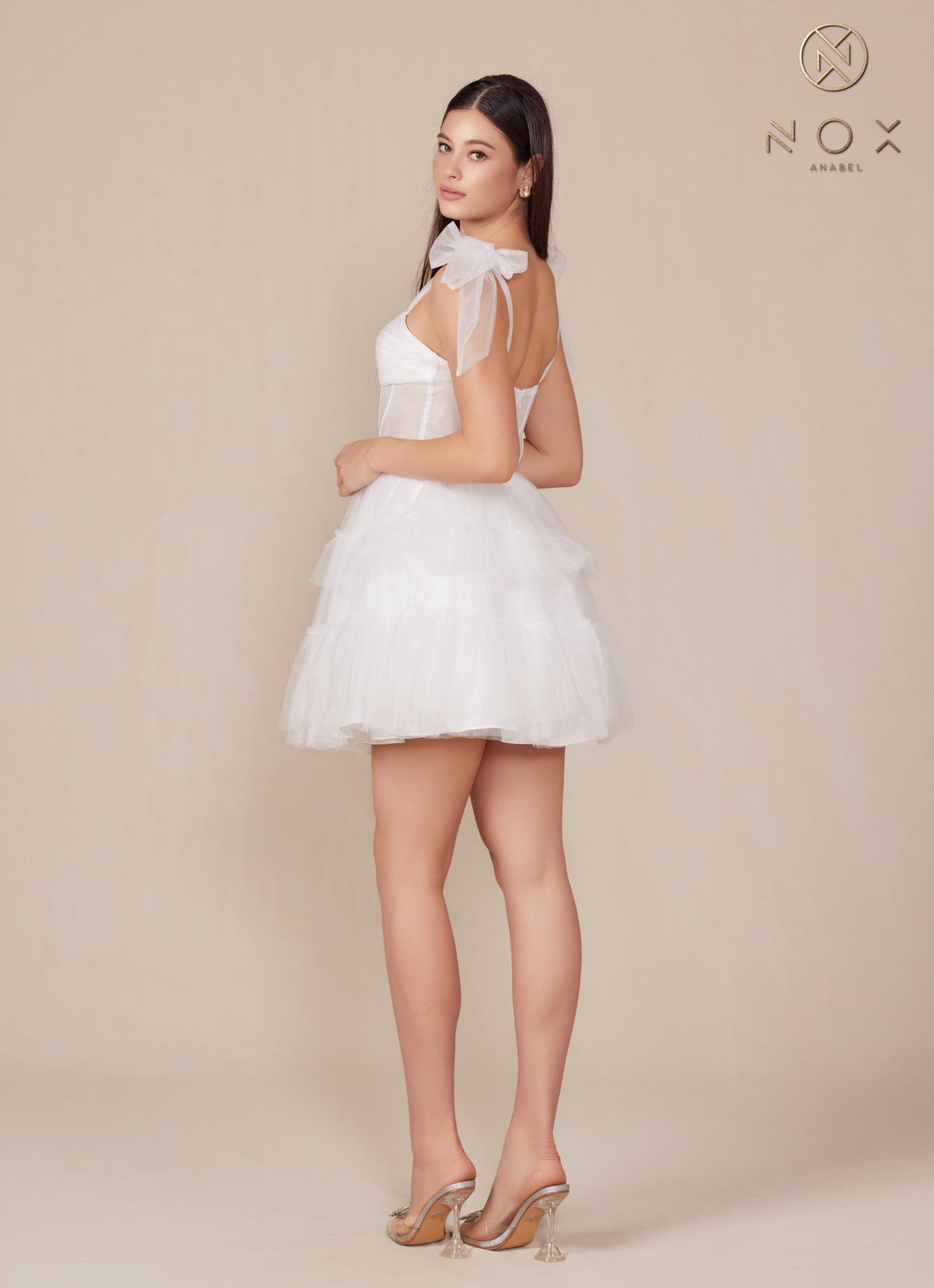 Nox Anabel -Y858W White Sweetheart Tiered A-Line Short Dress