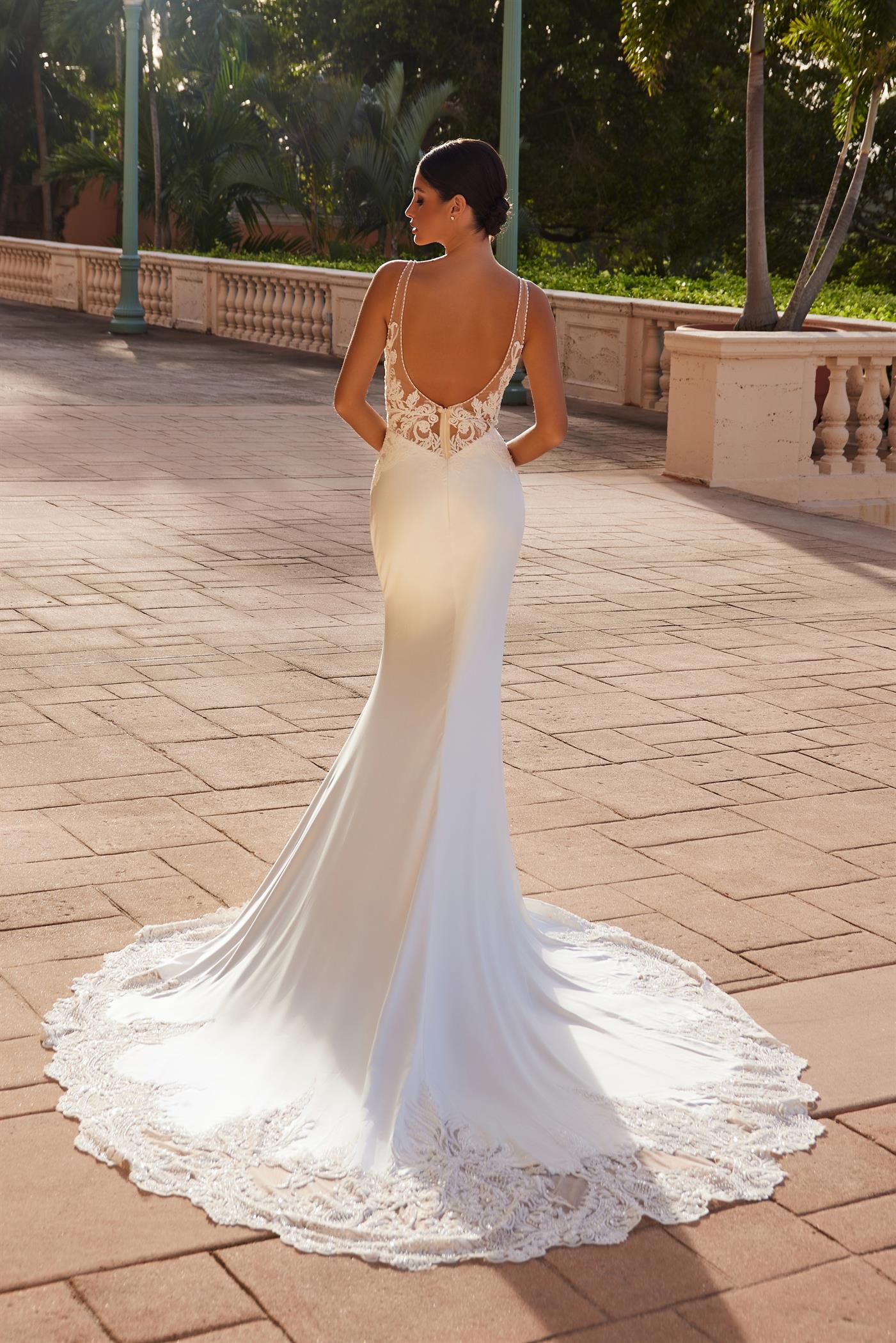 Nox Anabel -JE1022L V-Neck Embroidered Satin Mermaid Bridal Dress