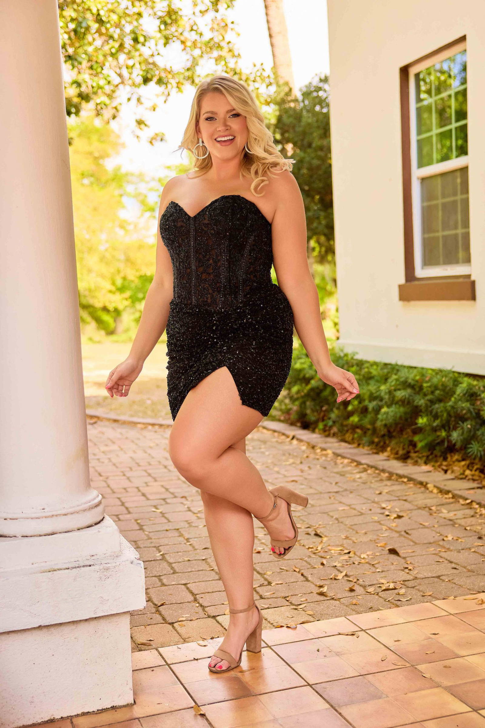 Primavera Couture -14098 Sweetheart Glitter Beaded Short Dress With Leg Slit