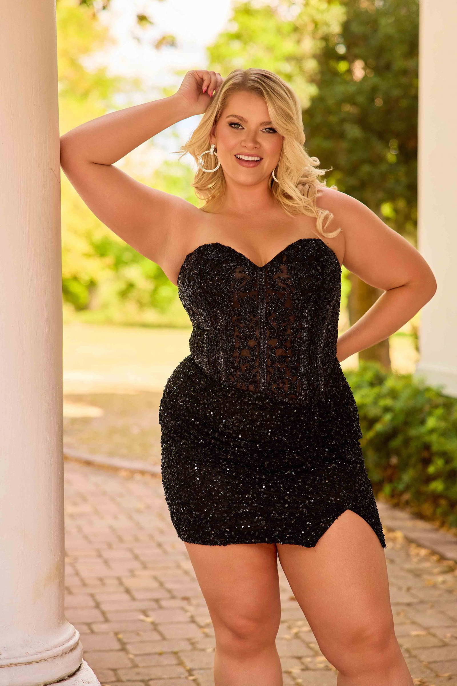 Primavera Couture -14098 Sweetheart Glitter Beaded Short Dress With Leg Slit