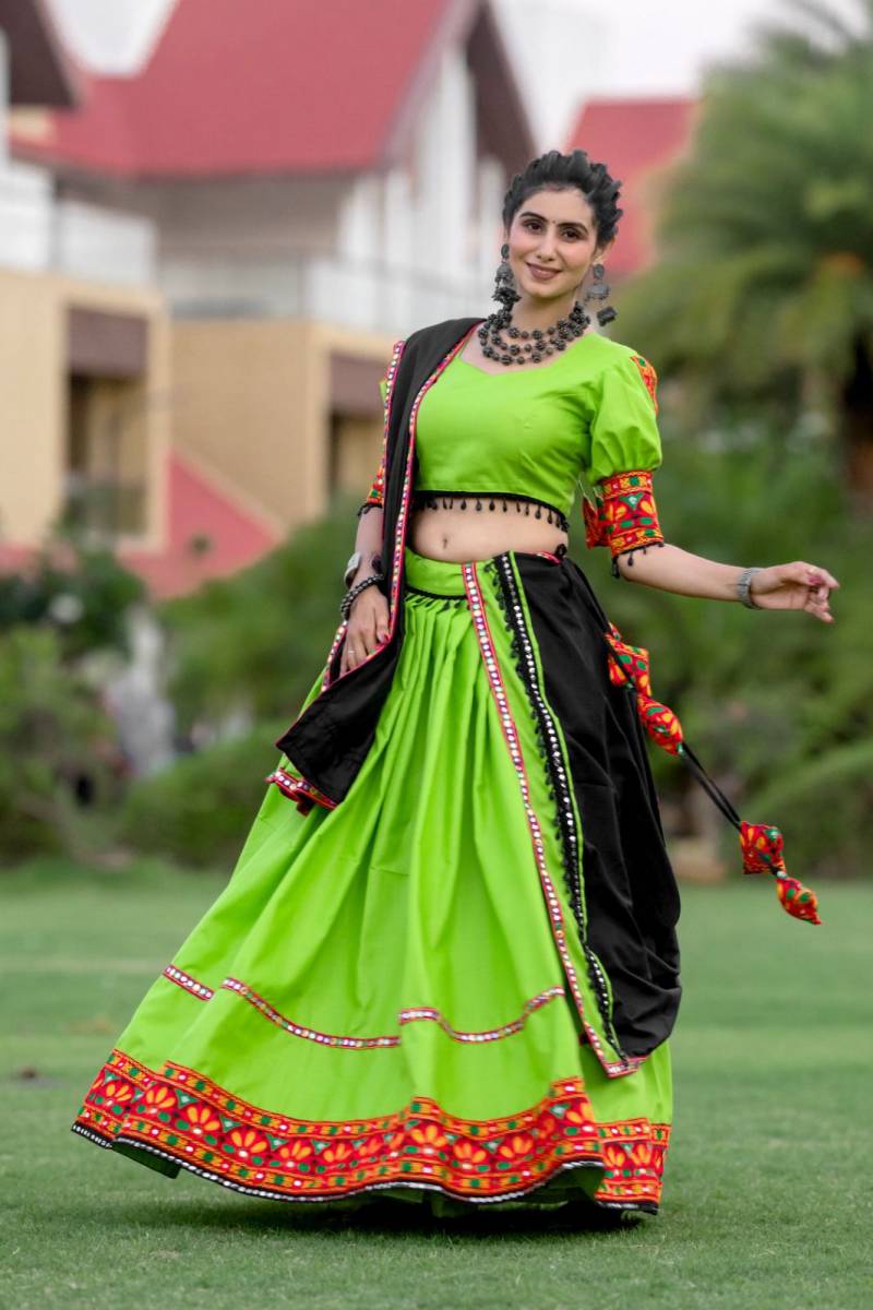MyFashion -7067 Pure Cotton Plain Gamthi With Lace & Mirror Work Lehenga Choli