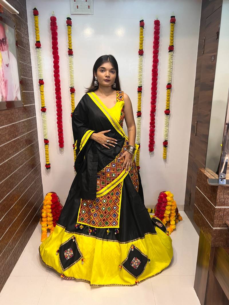 MyFashion -7052 Navratri Special Gamthi Work Lehenga Blouse With Dupatta Collection