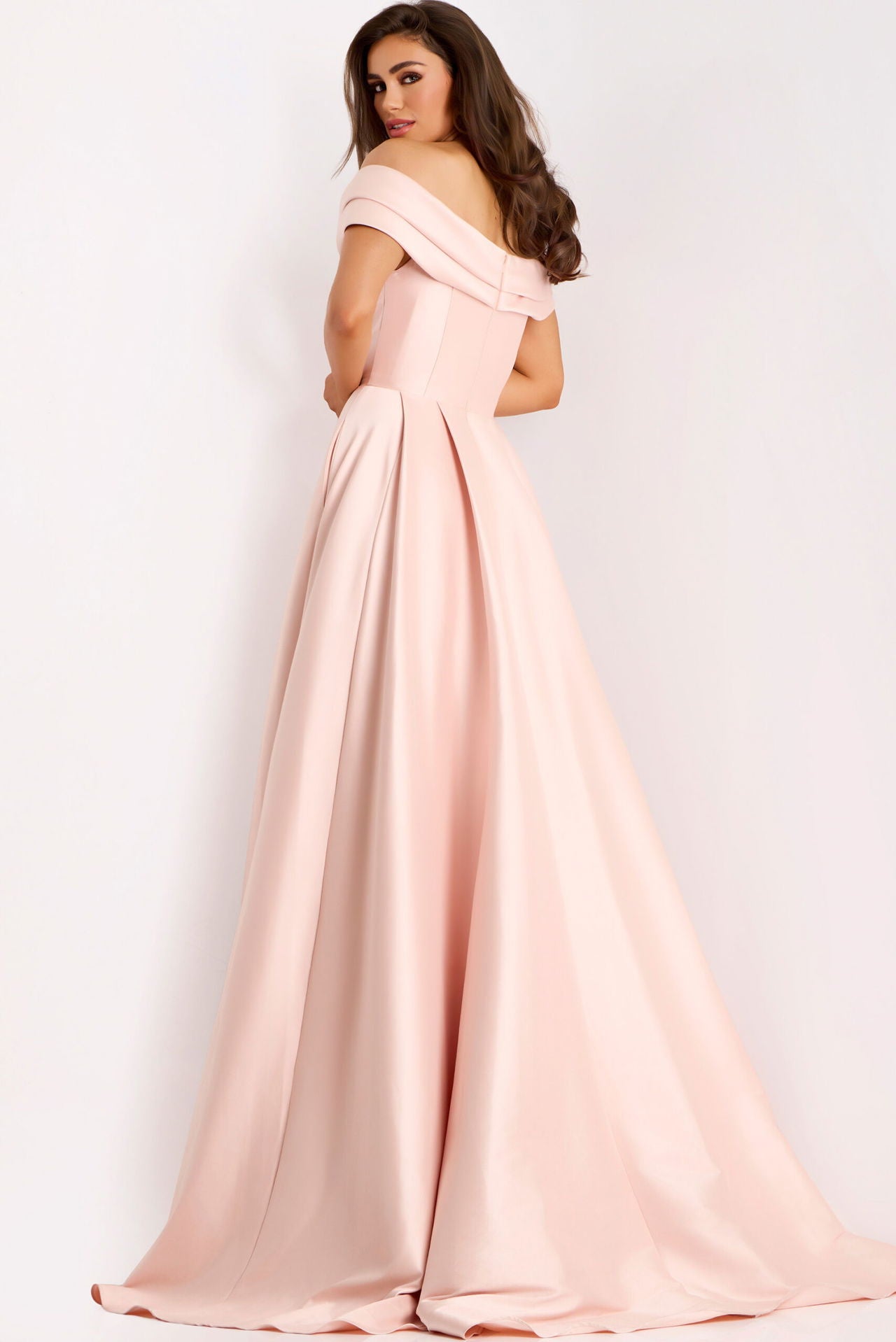 Jovani -43279 Evening Gown With Flowing Skirt