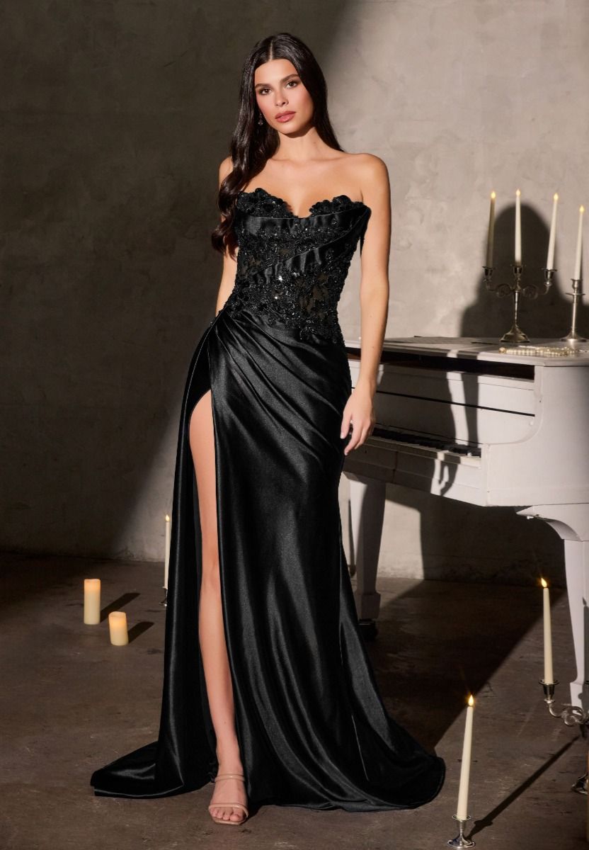Cinderella Divine -CDS567 Floral Beaded Sweetheart Sheath Evening Gown