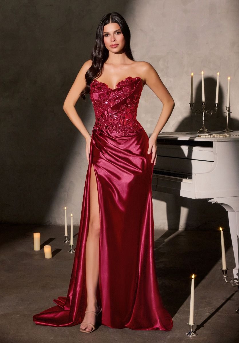 Cinderella Divine -CDS567 Floral Beaded Sweetheart Sheath Evening Gown