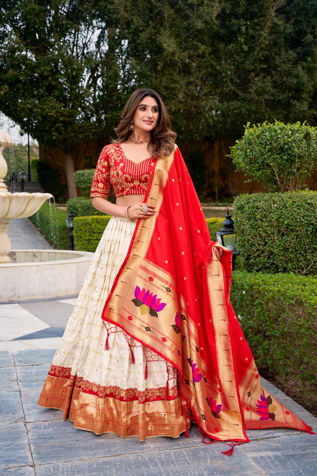 MyFashion -2022 Silk Paithani Zari Weaving Desginer Lehenga Choli