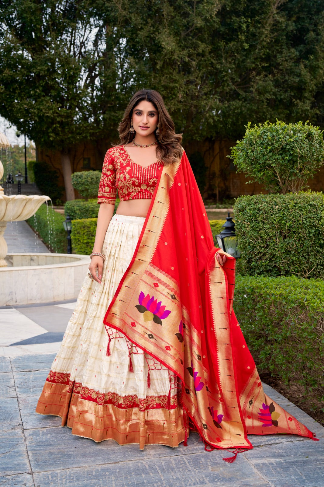 MyFashion -2022 Silk Paithani Zari Weaving Desginer Lehenga Choli
