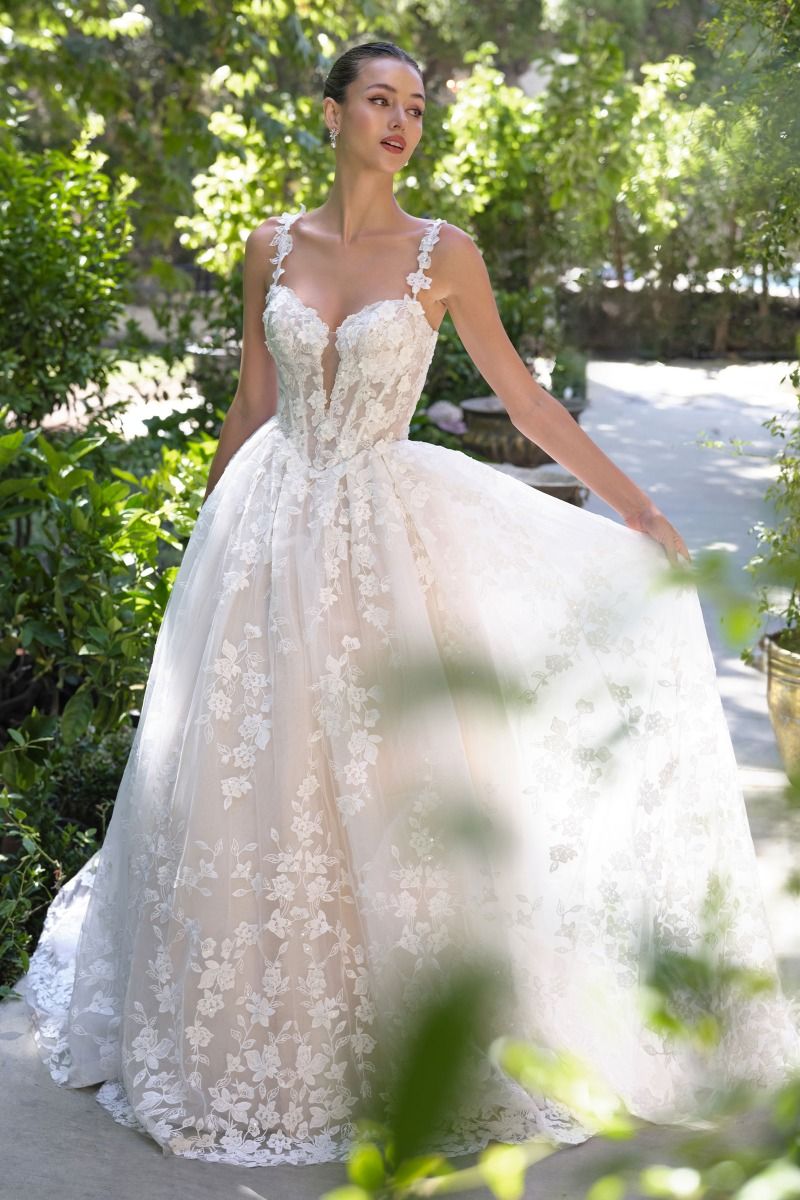 Andrea & Leo -WL058 Ball wedding gown with plunging neckline, floral lace straps & 3D lace bodice