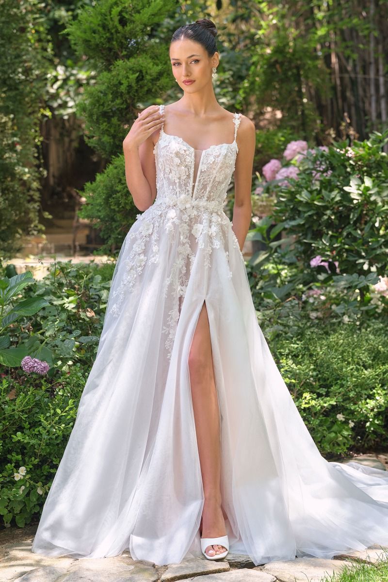 Andrea and Leo -WL063 Floral V-Neck Bridal Gown