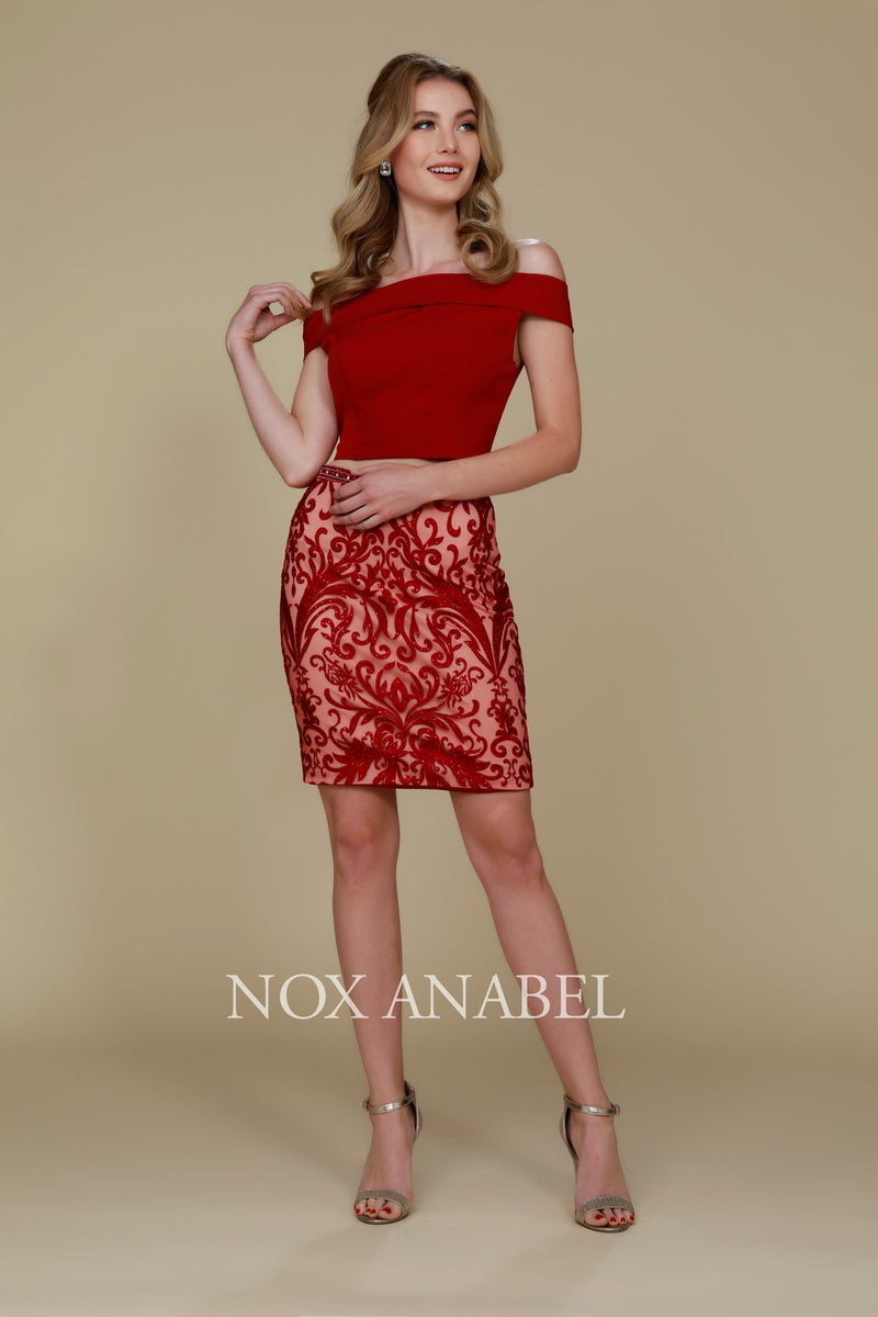 Short Two-Piece Dress With Embroidered Skirt By Nox Anabel -E664