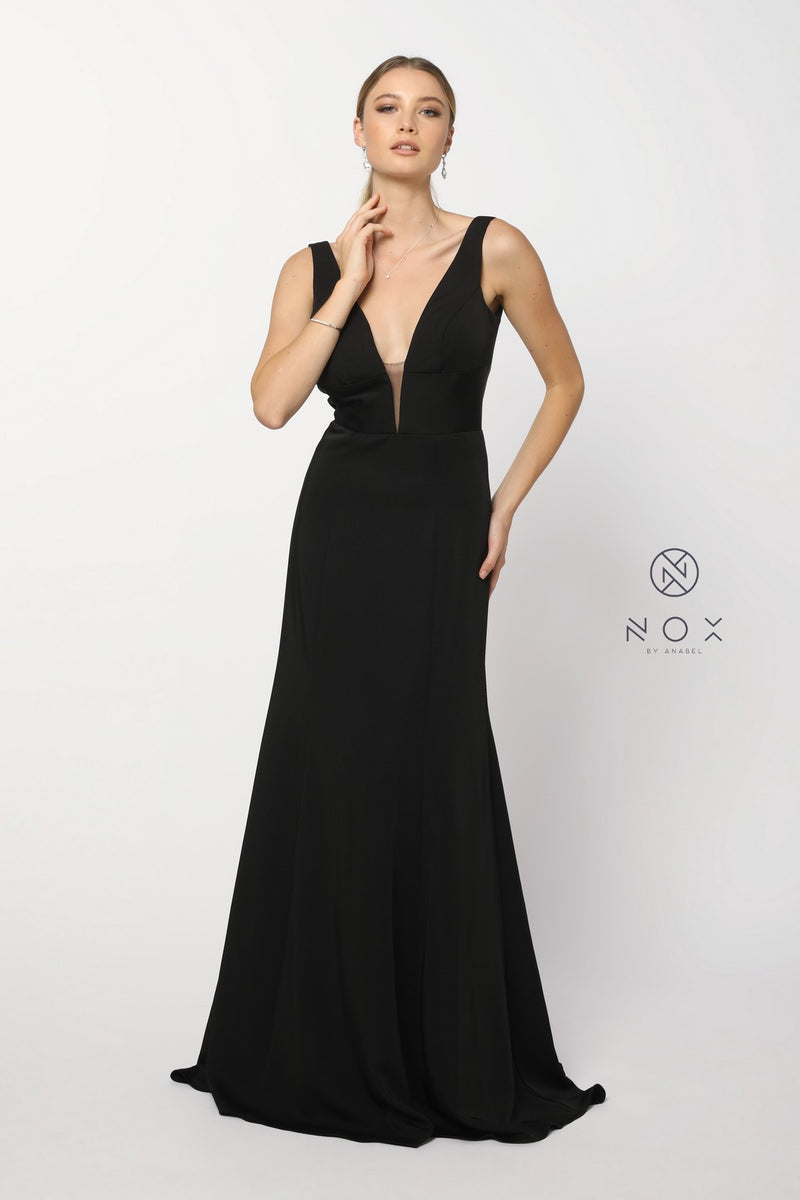 Elegent Plunging V-Neck Sheath Dress by Nox Anabel -Q010