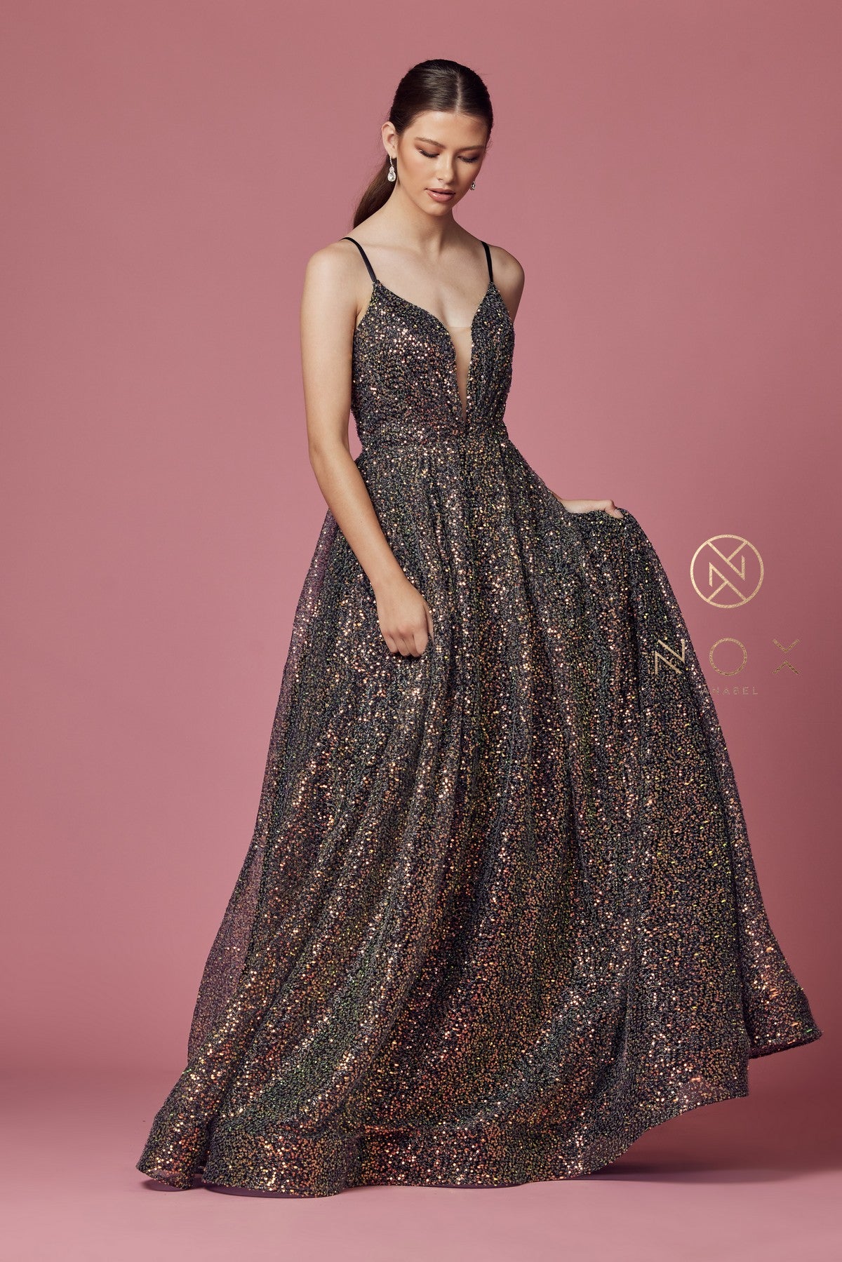Sleeveless Iridescent Glitter Gown By Nox Anabel -R1030
